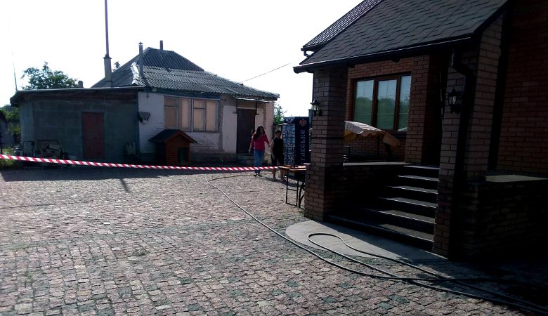 В частный двор жителя Харьковщины бросили взрывное устройство