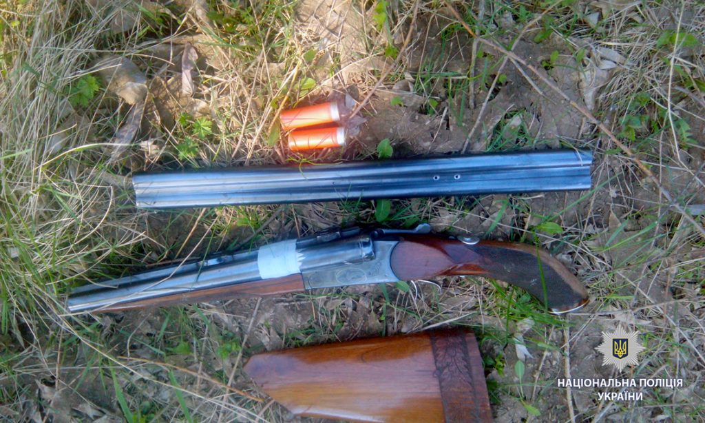 В харьковской области полицейские изъяли у мужчины огнестрельное оружие