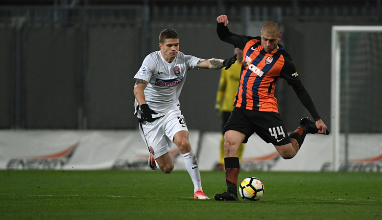 «Шахтер» обыграл «Зарю» со счетом 2:1