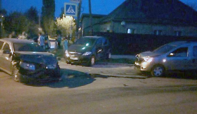 Тройное ДТП в Харькове: есть пострадавшие