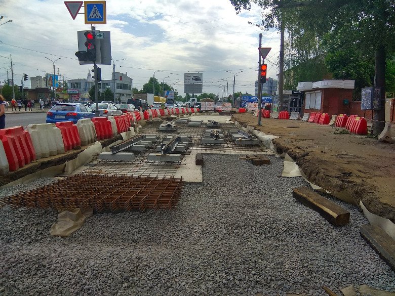 На «Киевской» полностью меняют трамвайные пути (ФОТО)