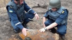 Житель Харьковщины выкопал в домовладении бомбу в 250 кг