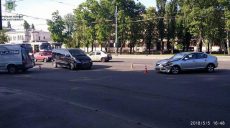 ДТП на Московском проспекте — водитель попал в больницу