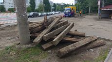 На улицах Матюшенко и Веснина сняли старые рельсы (ФОТО)