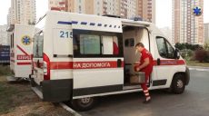 Состояние малыша, выпавшего с балкона, оценивается как стабильно тяжелое