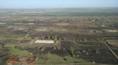 ЧС в Балаклее. Территорию пожара осматривают пешие патрули