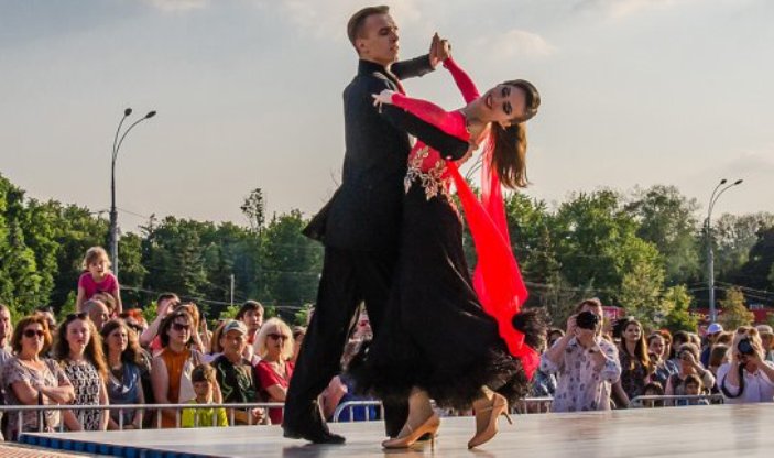 Фестиваль бальных танцев «Харьковский вальс» все-таки состоится