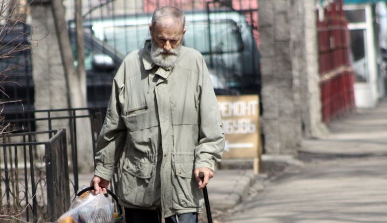 Потерявшийся пенсионер сутки бродил по улицам Харькова