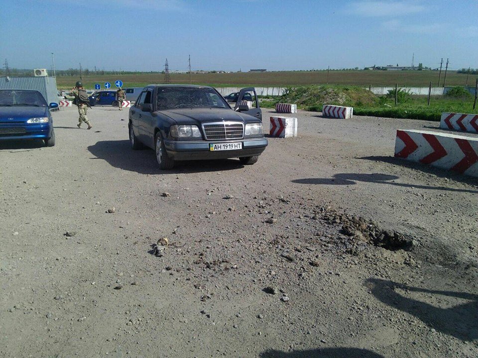 Боевики дважды обстреляли контрольно пропускной пункт «Гнутово»