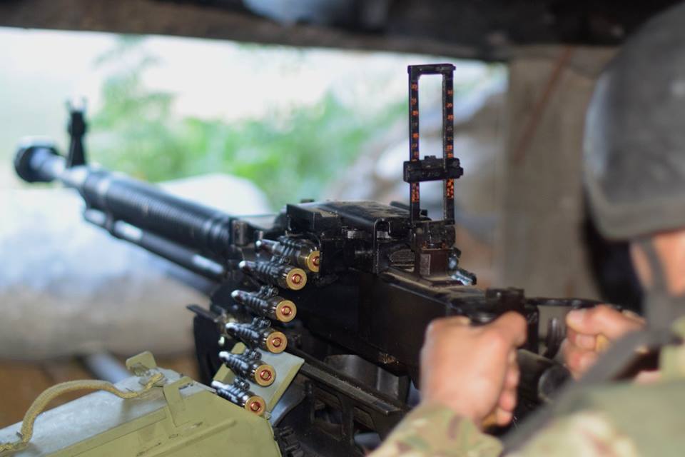 На Донбассе погиб один украинский боец, четверо  ранены