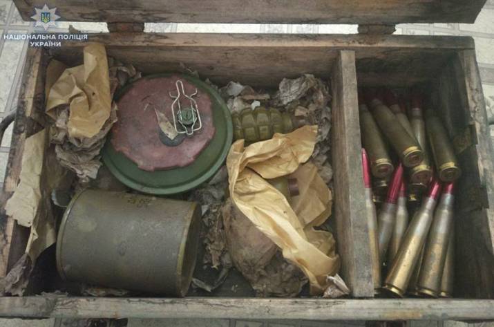 Министр обороны приказал перекрыть вывоз боеприпасов из зоны ООС