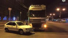 На Полтавском шляхе столкнулись 3 автомобиля