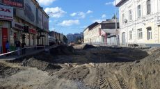 На Клочковской полностью переделывают проезжую часть (ФОТО)