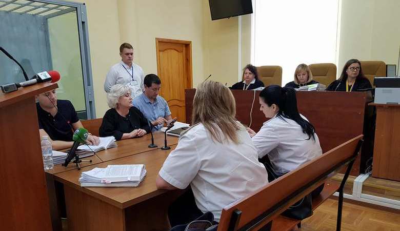 Неля Штепа остается на свободе, до рассмотрения вопроса о мере пресечения дело не дошло (видео)