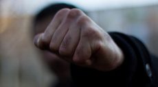 В Богодухове грабитель избил парня