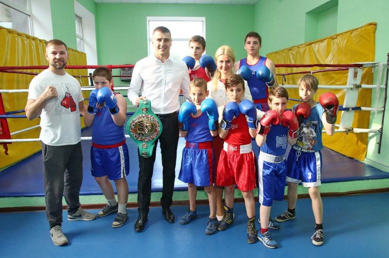Светличная посетила праздник спорта и здоровья в детской спортшколе «ХТЗ» (ФОТО)