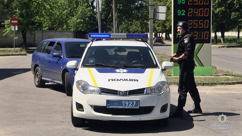 Силовики в Харькове отработали «вооруженное разбойное нападение на АЗС» (ФОТО)