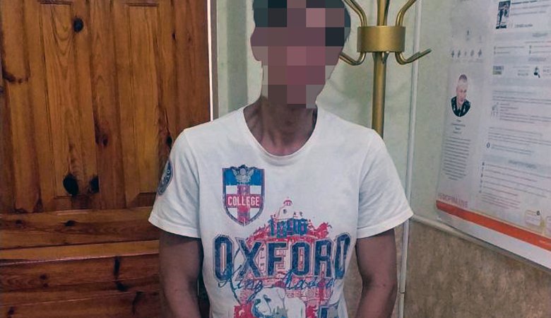 Пьяный мужчина напал на жительницу Лозовой
