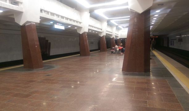 В харьковском метро — задержка движения поездов