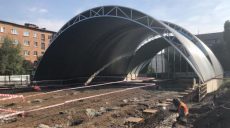Светличная проверила ход строительства Красноградского ФОКа