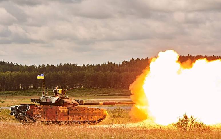 Украинские танкисты на Tank Challenge 2018 отработали наступление (фото)