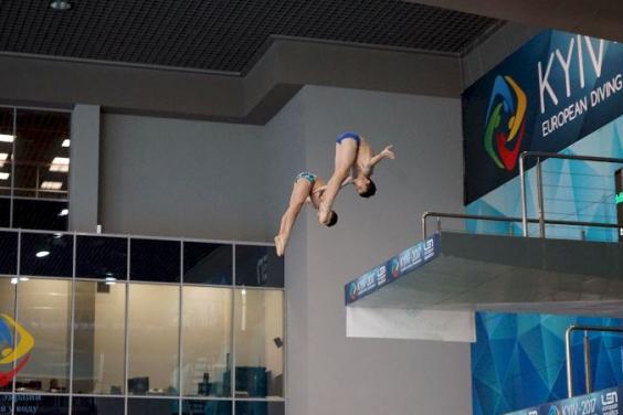 Харьковские юниоры стали чемпионами Украины в синхронных прыжках в воду