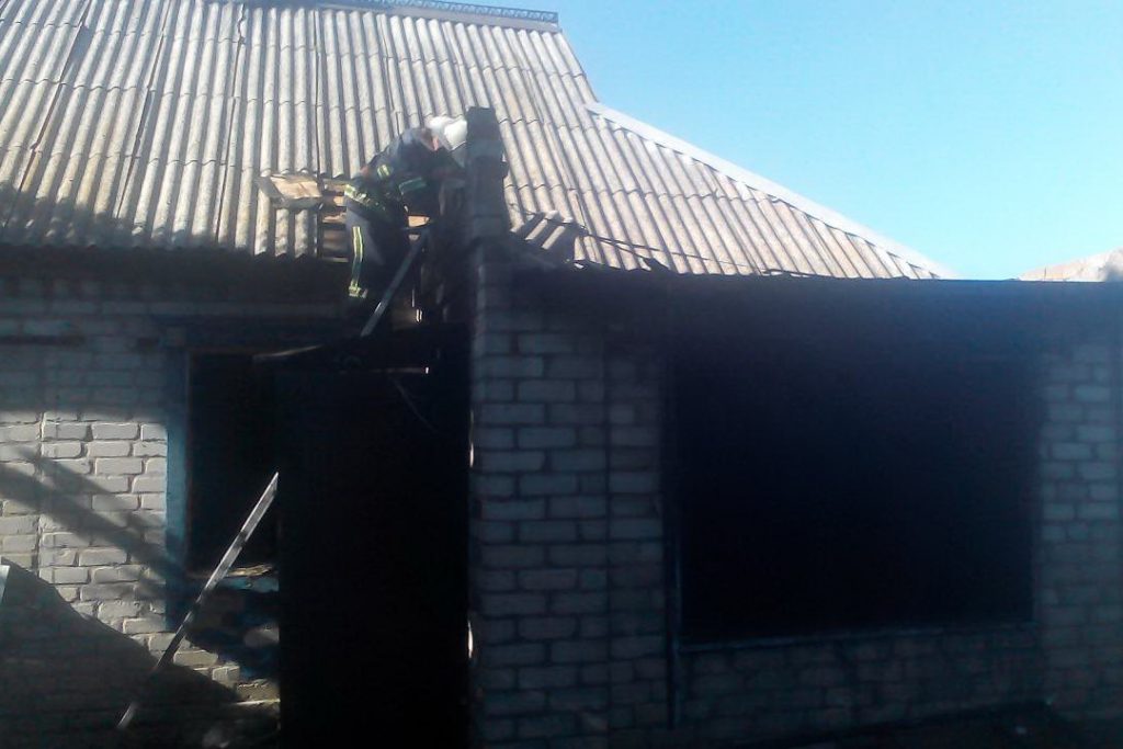 Во время пожара в Харьковской области мужчина получил получил тяжелые травмы