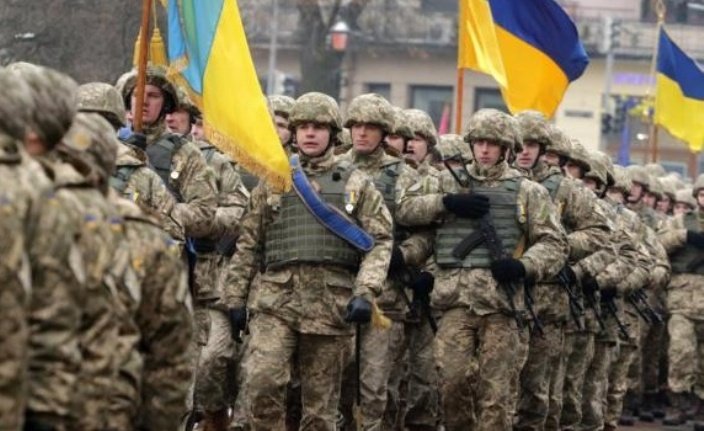 В Украине изменены условия службы в армии по контракту