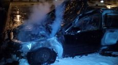 В Харькове на парковке сгорело Volvo (фото)