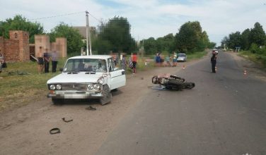 Мотоцикл врезался в ВАЗ: мужчина погиб на месте аварии (ФОТО)