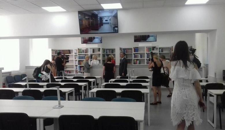 Для харьковских студентов-медиков открыли новую библиотеку (фото)