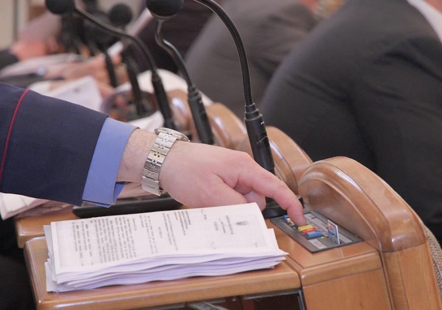 Харьковский облсовет выделил средства на замену коллектора в Лозовой