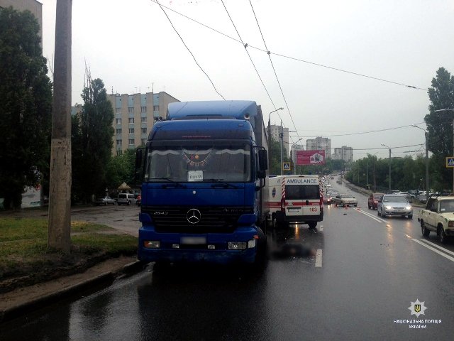 На Широнинцев под грузовиком погиб пешеход (фото)