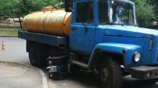 ДТП: в Харькове молоковоз переехал мотоцикл (ФОТО)