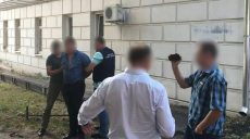 В Харькове за взятку задержали налогового инспектора