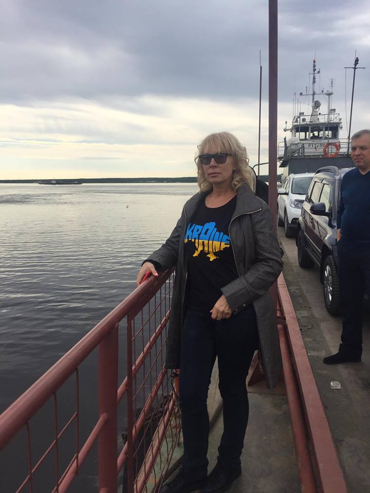 Омбудсмен Украины планирует сегодня посетить Сенцова