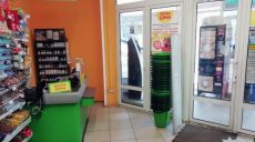 Приезжий из района пытался украсть еду в супермаркете на Новой Баварии