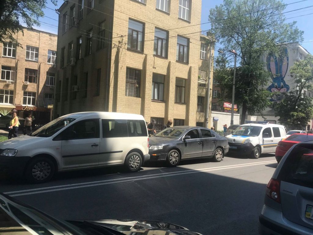 В Харькове тройное ДТП с участием полицейского автомобиля