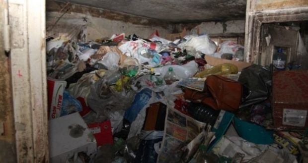 Под Харьковом в квартире нашли тела мужчины и женщины (видео)