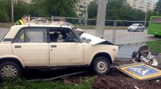 ДТП: на тротуаре сбили молодую мать с ребенком, ребенок погиб (фото)
