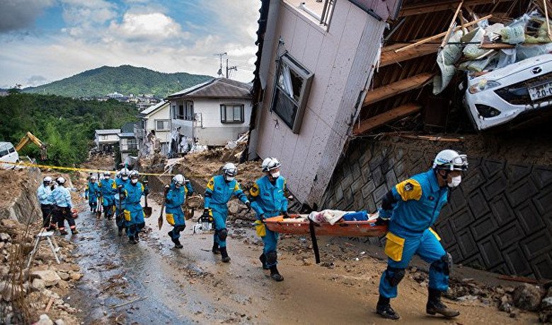 В Японии растет число жертв наводнения: официальные источники называют более 200 человек