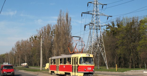 На Героев Сталинграда меняется движение трамвая