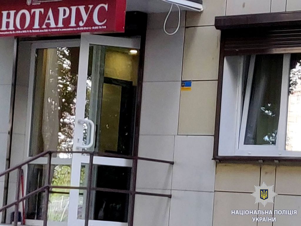 В Харькове накрыли банду, которая в течение двух лет отбирала у пенсионеров квартиры (фото)