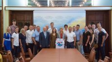 Светличная поздравила студентов из юракадемии, переплывших Босфор