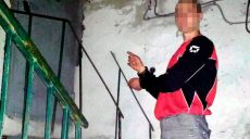 В Основянском районе парень ради обогащения поломал 6 лифтов