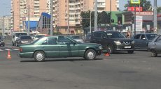 Тойота «оторвала» Мерседесу бампер (фото)