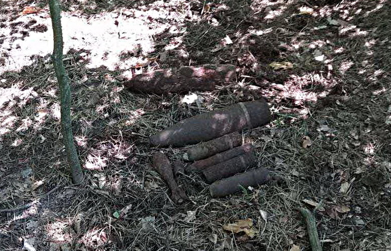 В двух районах Харькова нашли боеприпасы