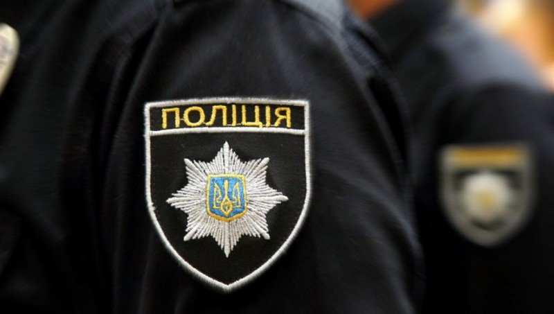 В Харькове уволены полицейские, издевавшиеся над гражданином