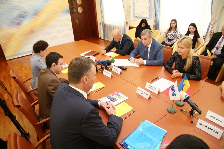 Светличная встретилась с первым заместителем руководителя Специальной мониторинговой миссии ОБСЕ в Украине