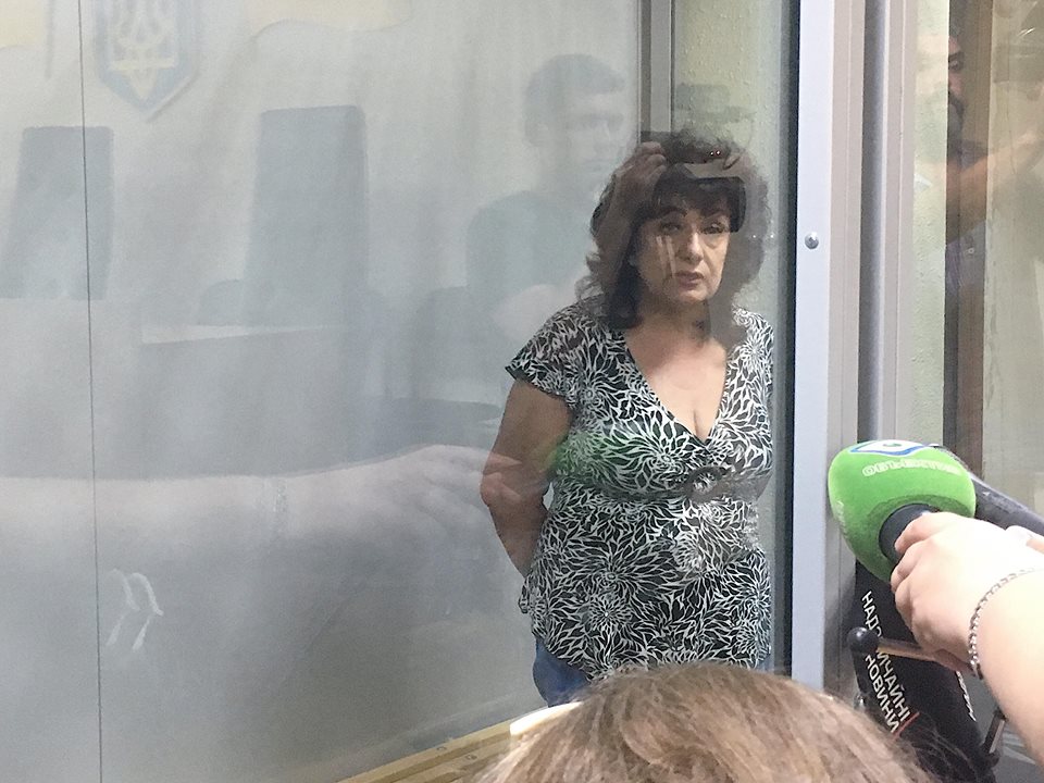 В Московском райсуде прошло заседание по делу женщины, нанявшей киллера для своего зятя